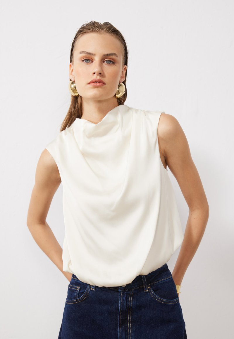 Anna Field Blouse - off-white
