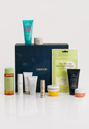 SKINCARE GIFT BOX - Hudplejesæt