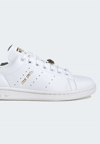 adidas Originals STAN SMITH - Matalavartiset tennarit - cloud white silver metallic gold metallic