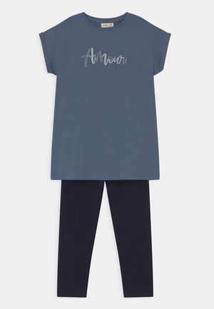 SET - T-shirt con stampa - coronet blue
