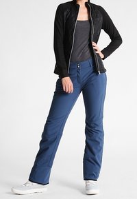 Dare 2B Chaqueta de entrenamiento - black