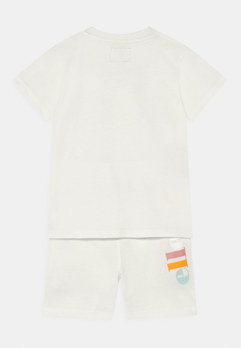 Kinder Stoffhosen | Ellesse ARLETO TEE UNISEX SET Shorts off white/offwhite - EQ65742 Kinder Stoffhosen | Ellesse ARLETO TEE UNISEX SET Shorts off white/offwhite - EQ65742