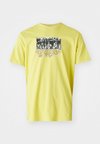 - T-shirt z nadrukiem