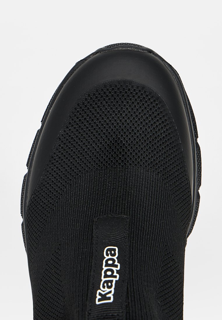 Sneaker low