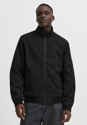 BHEFI - Leichte Jacke - black