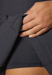 J.LINDEBERG Sports ADINA SKIRT - Sportszoknya - black