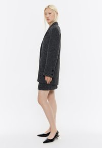 Bimba Y Lola SASTRE CRUZADA - Blazer - gris