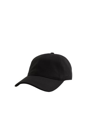 Gorra de béisbol negra con visera curvada y paneles cosidos, diseño sencillo, mostrada sobre fondo blanco.