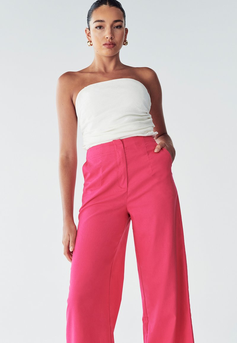 BWLDR LOUANNE PANTS - Trousers - hot pink/light pink - Zalando