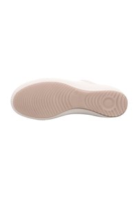 Weiße Sneaker-Sohle mit strukturiertem Profil. Die Außensohle verfügt über eine blassrosa Gummibasis, die Halt und Langlebigkeit bietet.