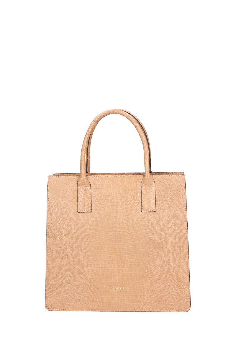 Borsa a mano in pelle color sabbia con superficie strutturata e a stampa coccodrillo. Presenta due manici corti e una forma rettangolare strutturata.