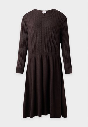 ONLY Carmakoma, CARFIA CABLE DRESS - Φόρεμα-πουλόβερ - chocolate torte