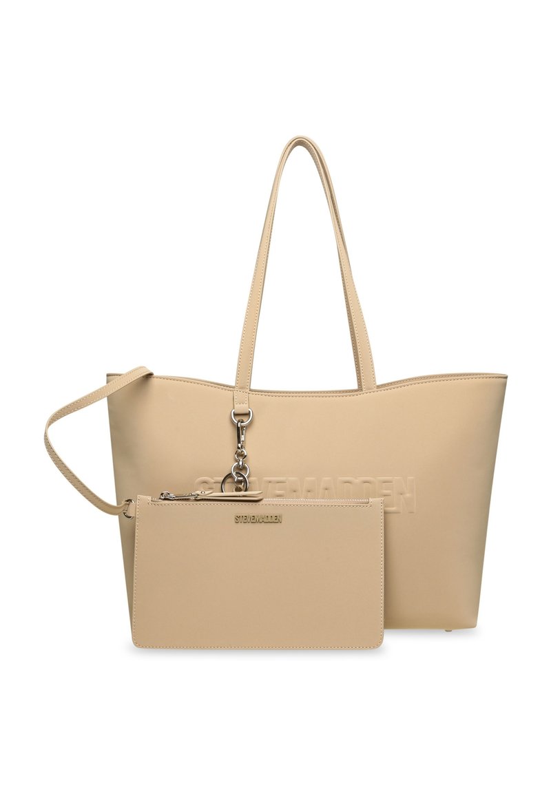 Borsa tote beige con logo impresso, manici piatti e una pochette staccabile. Texture liscia, design minimale e un attacco esterno a clip.