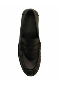 Zwarte leren loafer met een ronde neus, gestikte details en een decoratieve band over de bovenkant. Gladde textuur met minimale accenten.