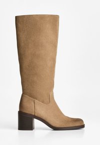 Knee-high brown suede boots with a block heel, featuring a rounded toe and a subtle seam detail along the shaft.