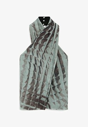 Hellblaue Schal mit einem strukturierten, abstrakten braunen Muster. Verfügt über einen schwarzen, knöpfbaren Kragen zum Verschließen. Weiches, gewebtes Material.