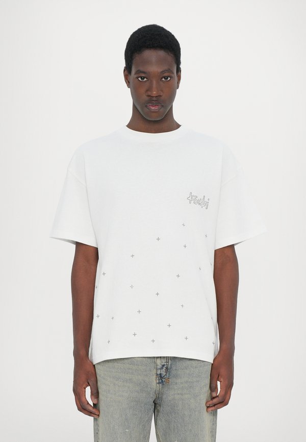 KPLUS EKCESS TEE - Print T-shirt