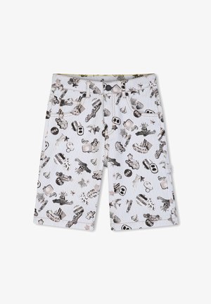 Short blanc arborant un imprimé diversifié en noir et gris comprenant plusieurs graphismes ludiques, tels que des aliments, des étoiles et des lettres.
