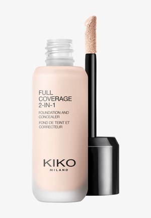 Flasche von KIKO Milano Full Coverage 2-in-1 Foundation und Concealer mit Applikatorpinsel, die beige flüssige Make-up hält.