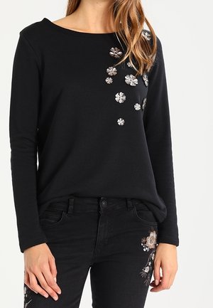 Sweater - black