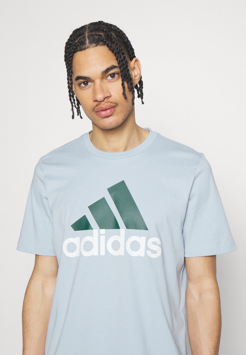 adidas logo t shirt mens