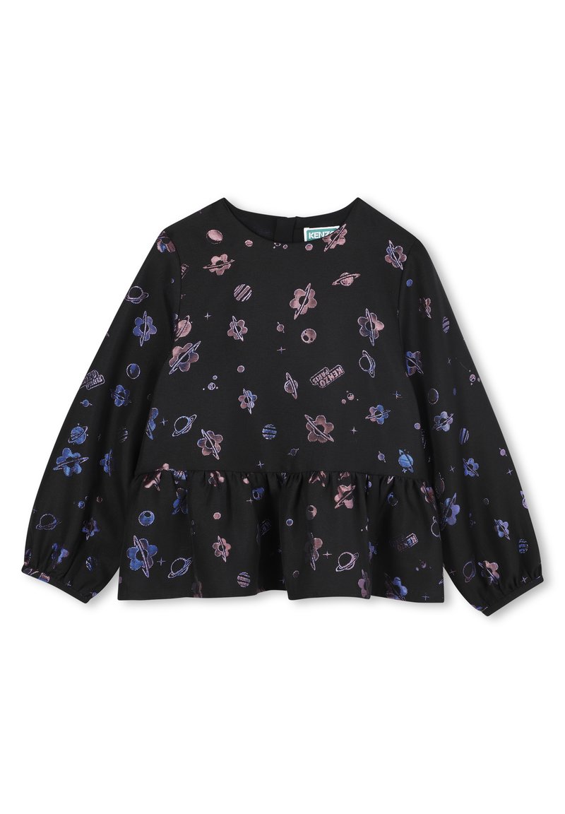 Zwarte blouse met lange mouwen en een geplooide onderrand, met een meerkleurige ruimte-thema print van planeten en bloemen in paarse en blauwe tinten.