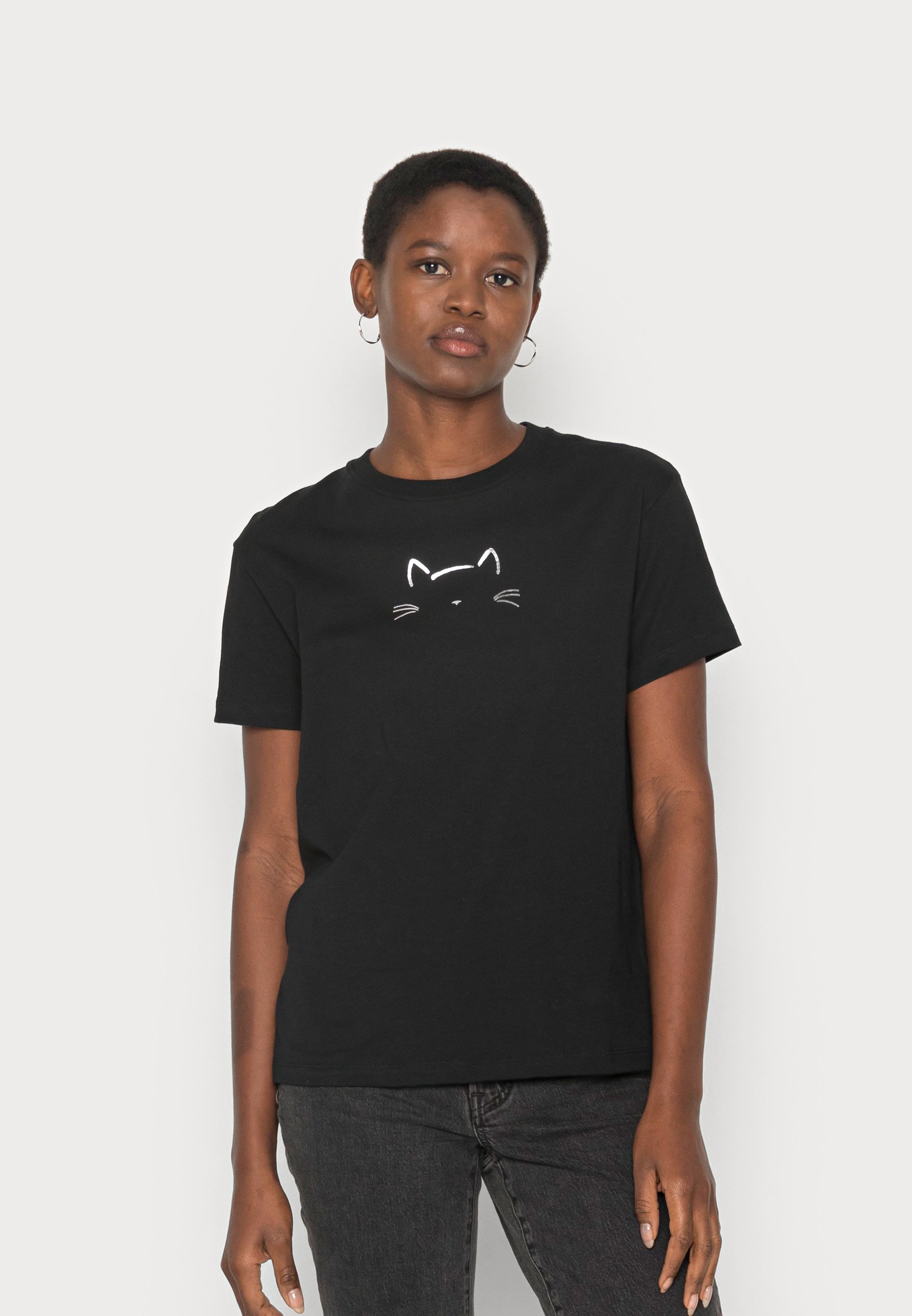 shirt with cat print