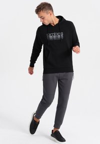 Ombre HOODED - Hoodie - black