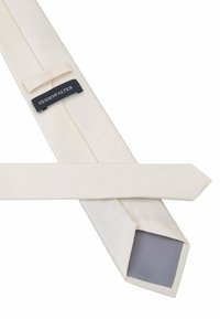 Cream tie made of ribbed fabric, featuring a pointed end and a fold-over design with a black logo tag for Seidenfalter.