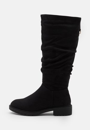 Vysoká obuv - black