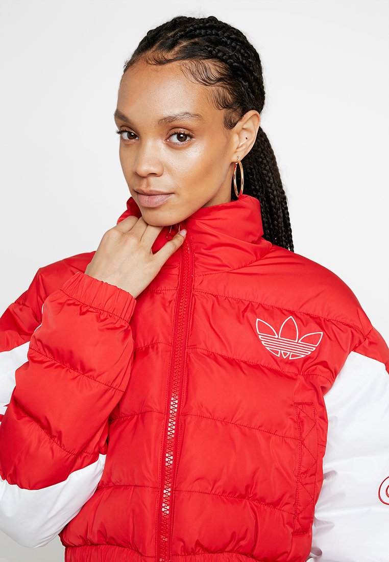 adidas originals cropped puffer jacket in red