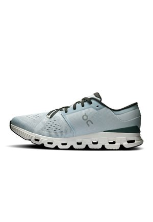 CLOUD X 4 - Training shoe - glacier   stone