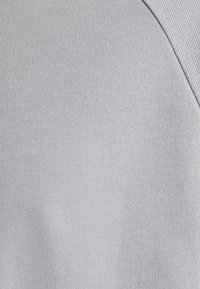 Koton SEAM DETAIL CREW NECK - T-Shirt basic - grey