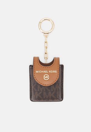 TRAVEL ACCESSORIES SANITIZR - Jin doplky - brown