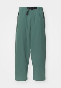 Επιλέχθηκε, duck green