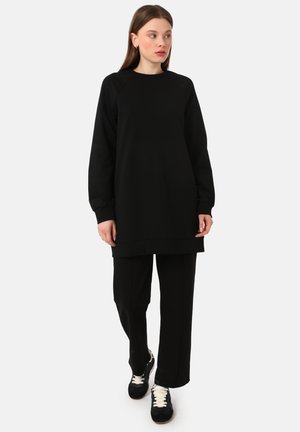 SET - BENIN - Trainingspak - black