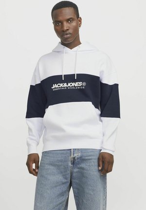 Weiß und navyfarbener Colorblock-Hoodie mit einer Fronttasche, auf der Brust mit weißem Text "JACK & JONES ESSENTIALS WORLDWIDE".