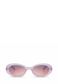 Lunettes de soleil teintées de violet avec une forme ovale, présentant des montures translucides et des verres dégradés passant du rose clair au rose plus foncé.