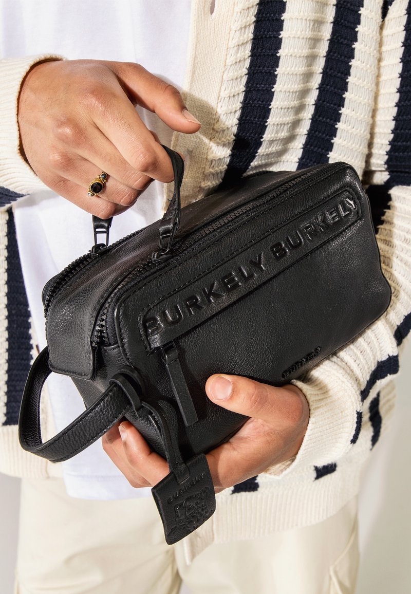 Burkely MINIMAL MASON - Trousse de toilette - black