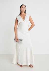 YAS YASDOTTEA TRAIN DRESS - Alkalmi viselet - gardenia