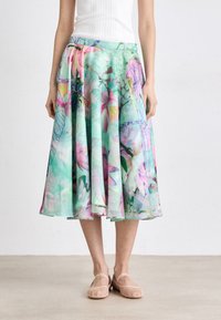 Marc Cain Gonna a campana - light green