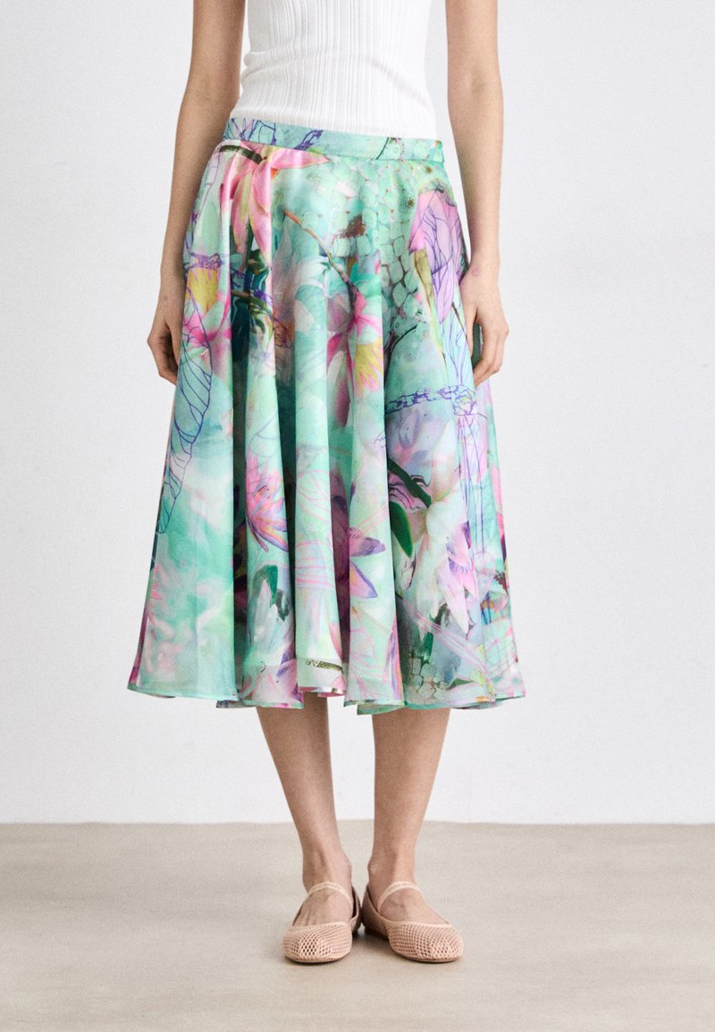 Marc Cain Gonna a campana - light green