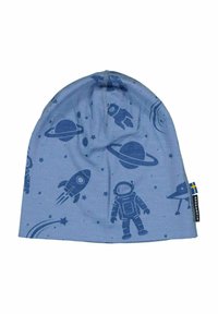 Sininen pipo, joka on valmistettu pehmeästä kankaasta ja jossa on tummansinisiä kuvioita astronautista, raketista ja planeetoista. Sisältää etiketti, jossa on Ruotsin lipun yksityiskohta.