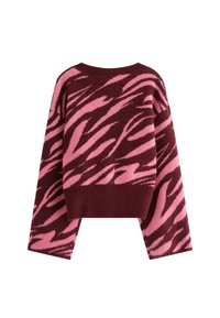 Maglione lavorato a maglia con sfondo bordeaux e righe zigzag rosa, maniche larghe e orlo corto. Tessuto morbido e vestibilità rilassata.