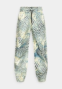 Odabrano, nettle the lift