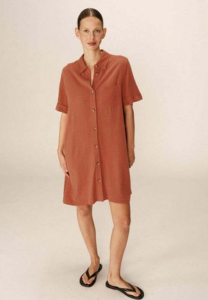 Grace & Mila Robe chemise - terracotta