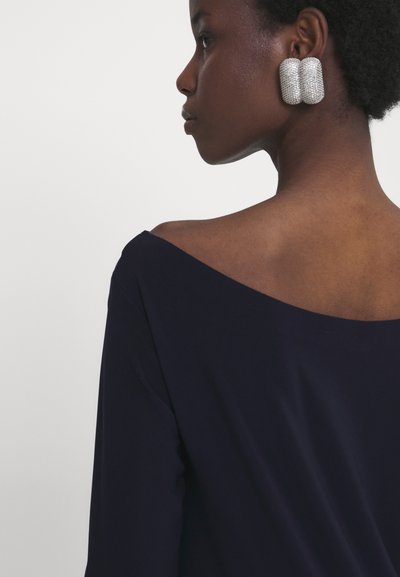 Norma Kamali LONG SLEEVE DROP SHOULDER SIDE SLIT GOWN - Jersey dress - true navy