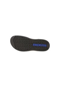 Suela de goma negra con un patrón texturizado; presenta la palabra "BIRKENSTOCK" en azul. Forma contorneada para comodidad y soporte.