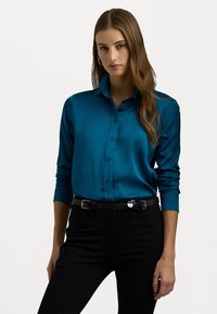 Lauren Ralph Lauren CLASSIC FIT SATIN CHARMEUSE SHIRT - Πουκαμίσα με κουμπιά - turquoise sky