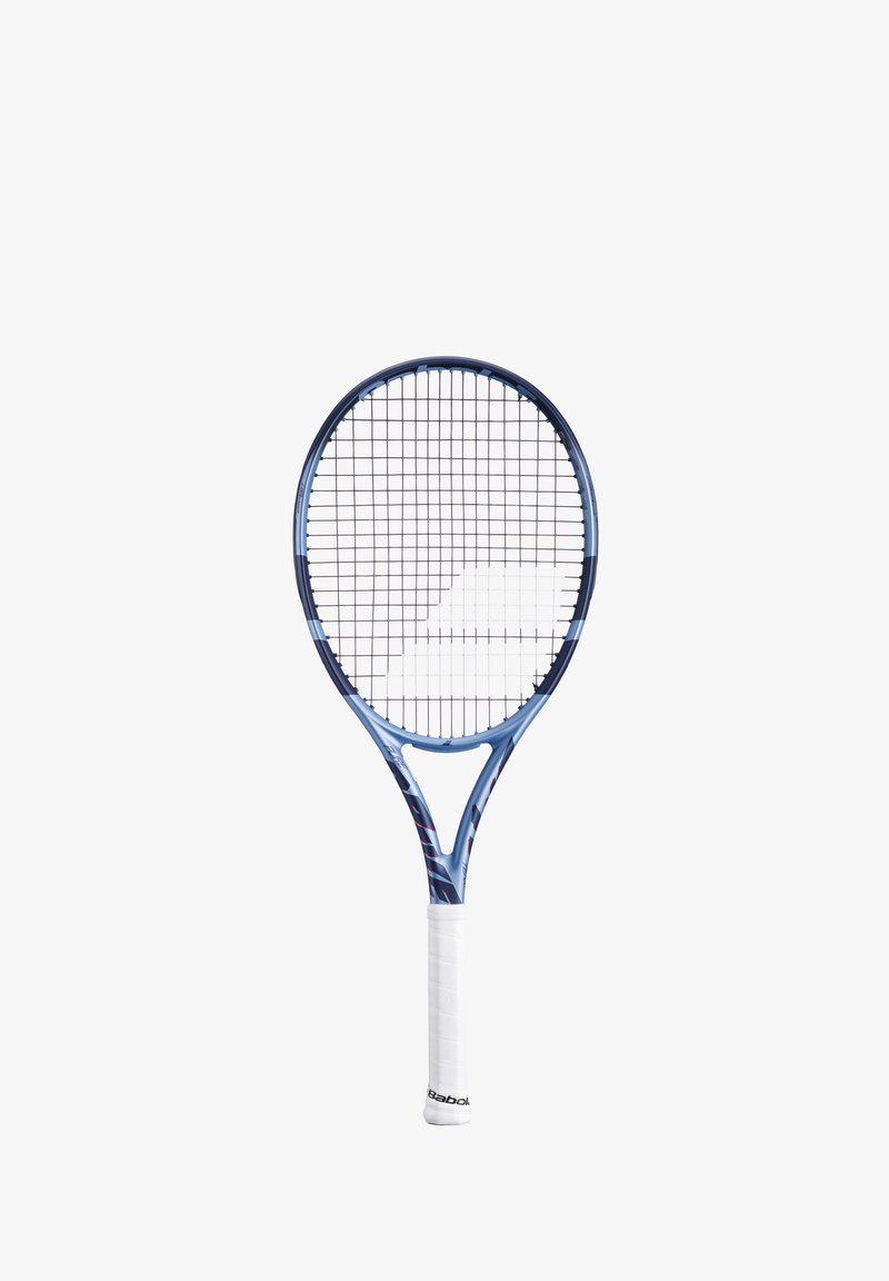 Blå og hvid tennisracket med et rundt hoved, gitterstrenge mønster og et hvidt greb. Har et slankt, moderne design.
